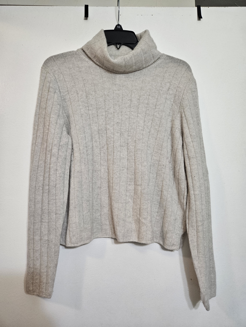 100% 2 Ply Cashmere Ribbed Turtleneck Sweater
